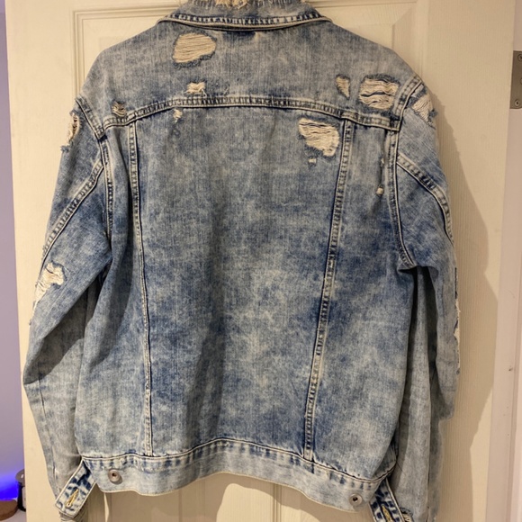 mens jean jacket - Picture 2 of 3